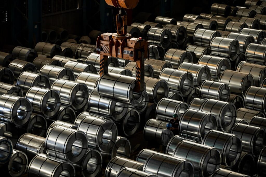 تولید محصولات گالوانیزه استحکام بالای گرید فریتی-بینیتی(FB) در شرکت ورق خودرو چهارمحال و بختیاری