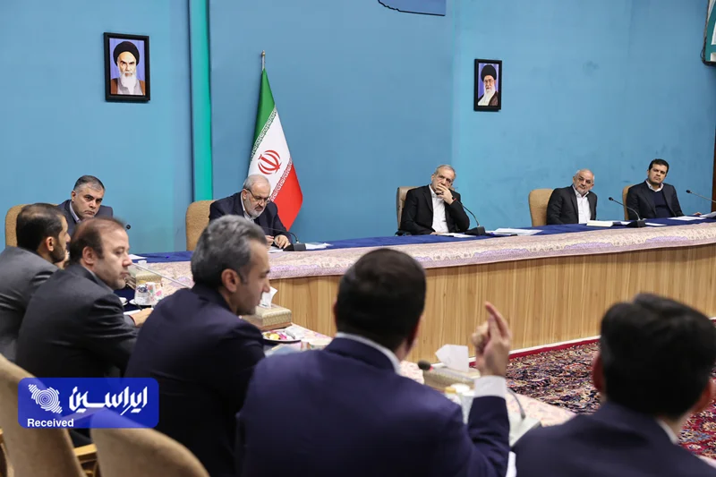 نشست رئیس جمهور با مدیران شرکتهای فولادی